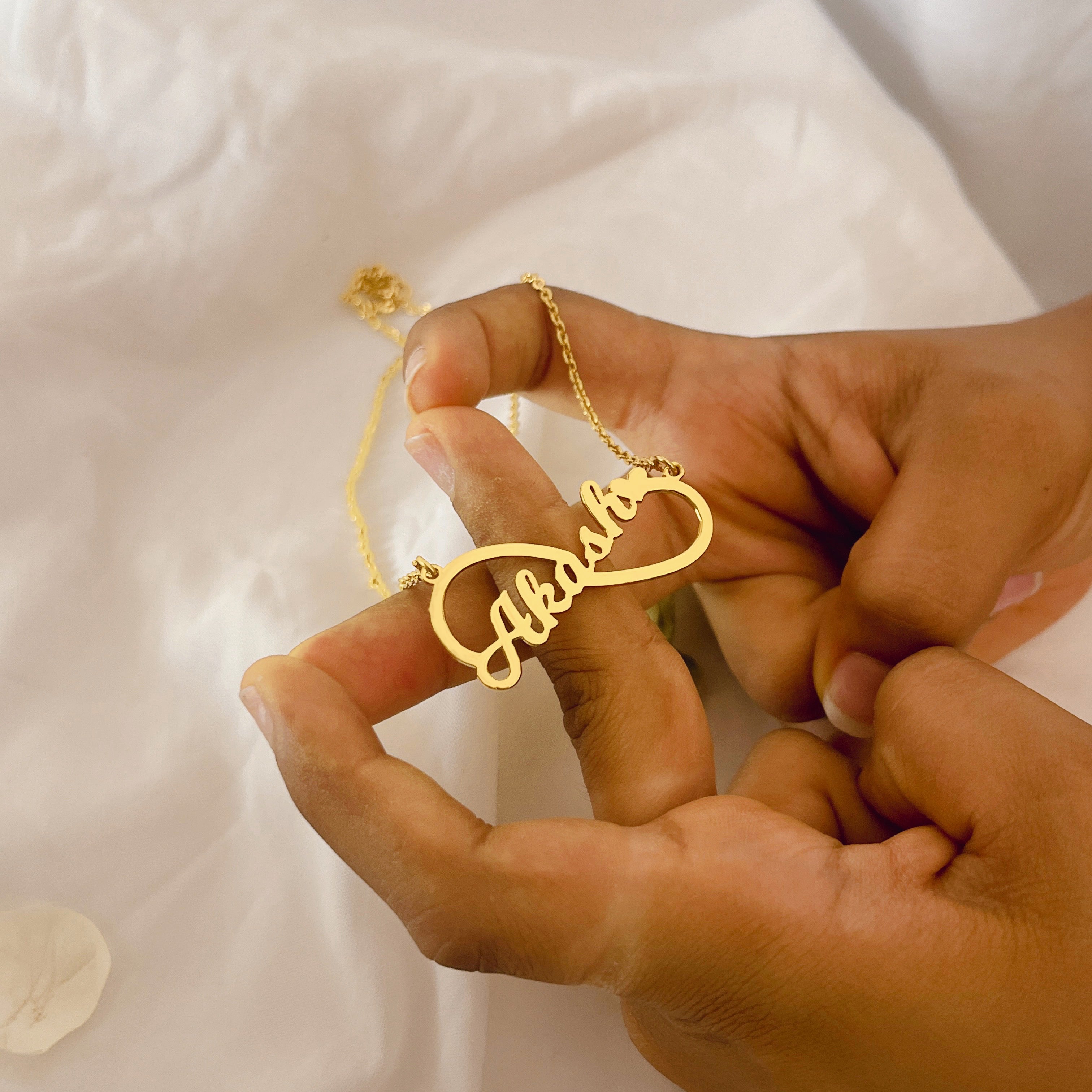 Jewelry tatting bracelet in lace - Rahafil Handmade